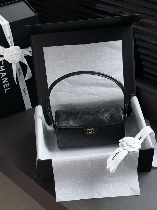 Chanel Clutch with chain AP5294 black Chanel Clutch with chain AP5294 black