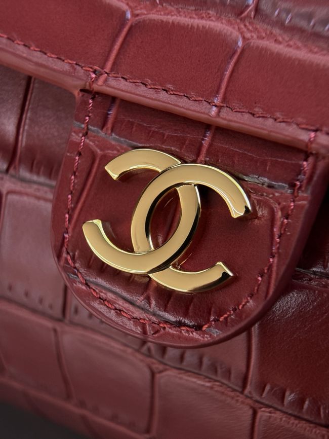 Chanel Clutch with chain Crocodile Embossed AP5294 Burgundy Chanel Clutch with chain Crocodile Embossed AP5294 Burgundy
