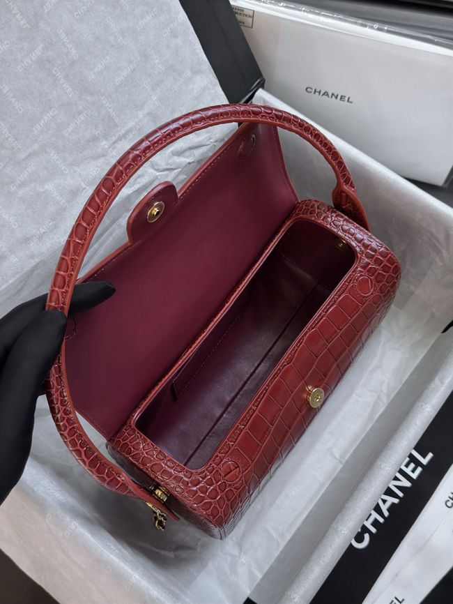Chanel Clutch with chain Crocodile Embossed AP5294 Burgundy Chanel Clutch with chain Crocodile Embossed AP5294 Burgundy