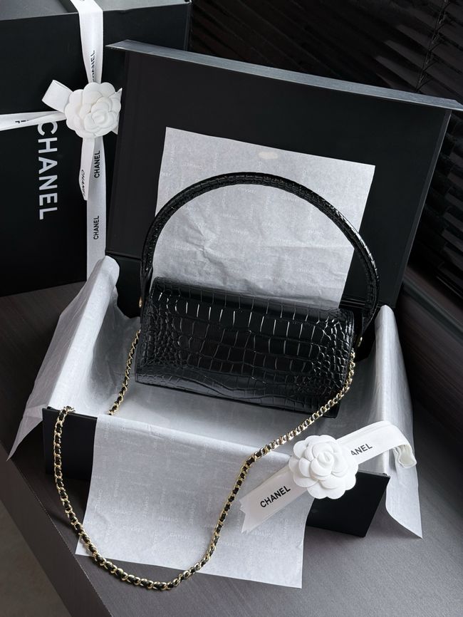 Chanel Clutch with chain Crocodile Embossed AP5294 black Chanel Clutch with chain Crocodile Embossed AP5294 black