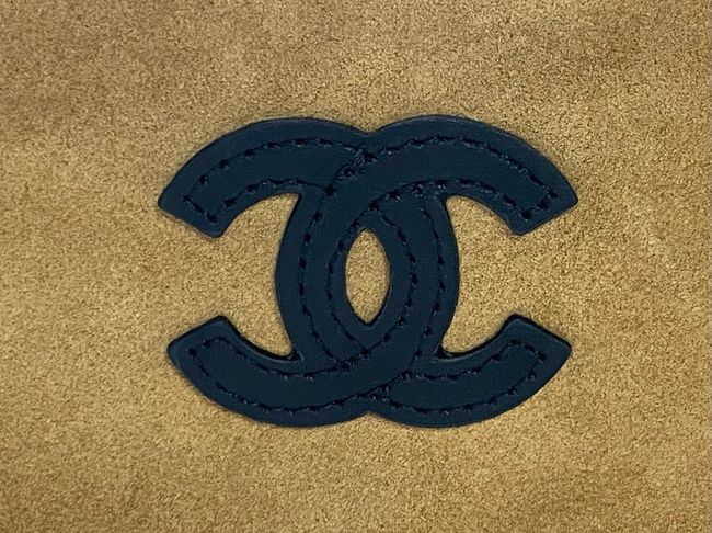 Chanel Large Suede Calfskin Zipped Pouch AP5267 brown Chanel Large Suede Calfskin Zipped Pouch AP5267 brown