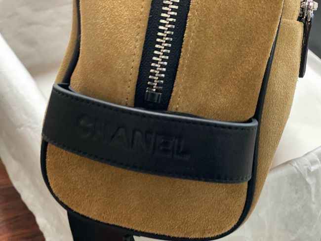 Chanel Large Suede Calfskin Zipped Pouch AP5267 brown Chanel Large Suede Calfskin Zipped Pouch AP5267 brown
