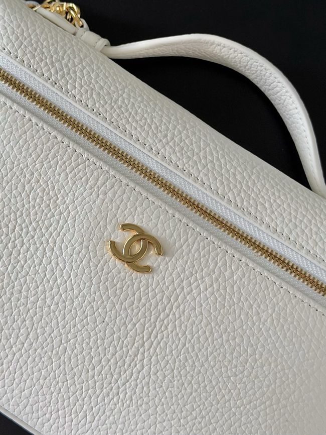 Chanel Large Vanity with chain AP5347 white Chanel Large Vanity with chain AP5347 white