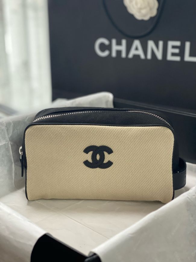 Chanel Zipped Pouch AS5226 Beige