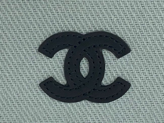 Chanel Zipped Pouch AS5226 Blue & Black Chanel Zipped Pouch AS5226 Blue & Black