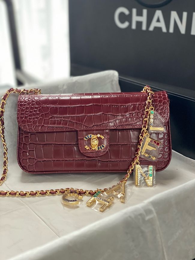 Chanel Clutch with chain Crocodile Embossed AS6340 Burgundy Chanel Clutch with chain Crocodile Embossed AS6340 Burgundy