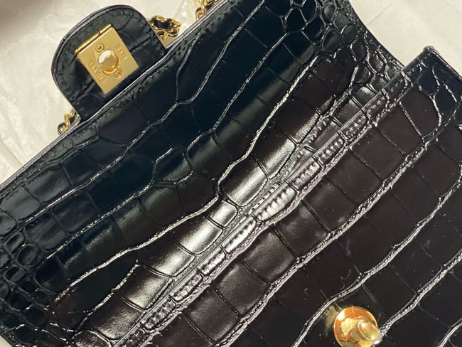 Chanel Clutch with chain Crocodile Embossed AS6340 black Chanel Clutch with chain Crocodile Embossed AS6340 black