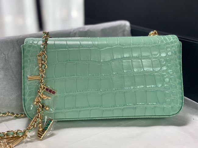 Chanel Clutch with chain Crocodile Embossed AS6340 green Chanel Clutch with chain Crocodile Embossed AS6340 green