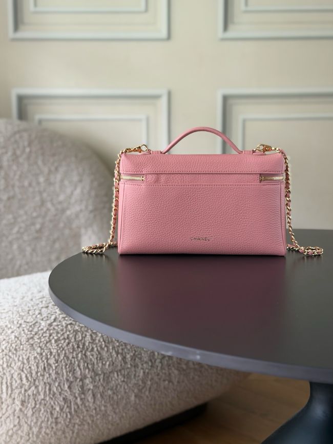Chanel Large Vanity with chain AP5347 pink Chanel Large Vanity with chain AP5347 pink