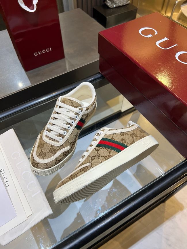 Gucci sneaker with Web 757943-11