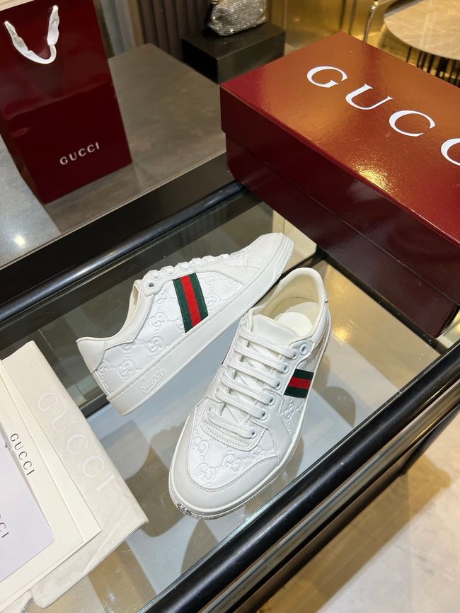 Gucci sneaker with Web 757943-12
