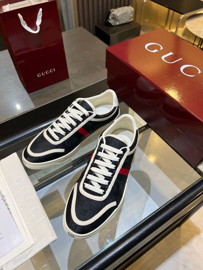 Gucci sneaker with Web 757943-9