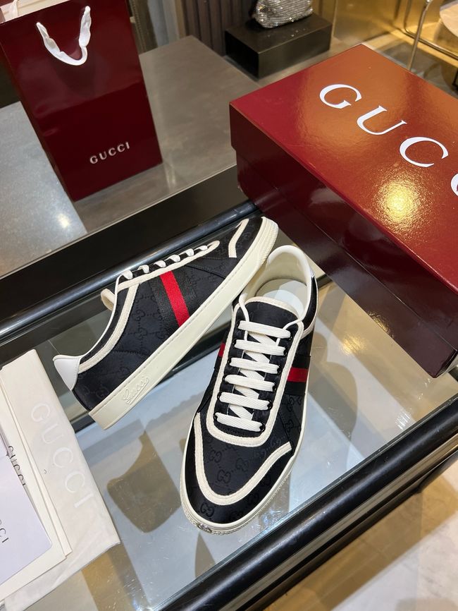 Gucci sneaker with Web 757943-9