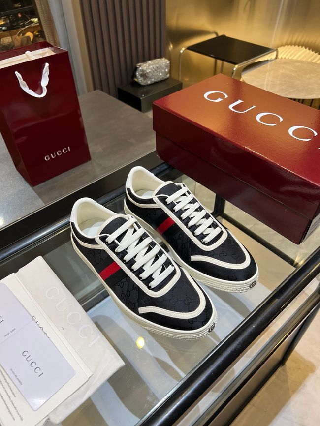 Gucci sneaker with Web 757943-9
