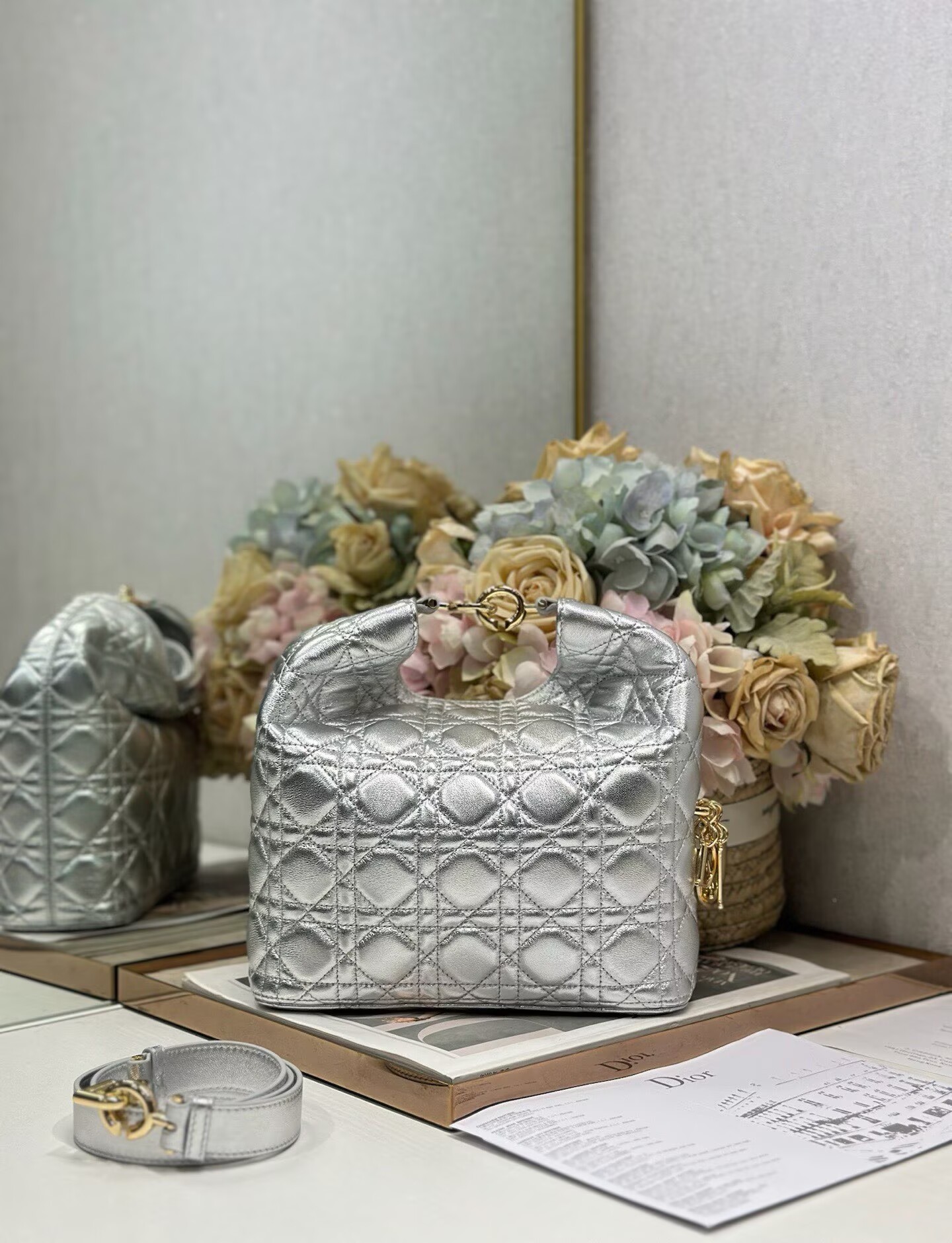 DIOR Original Leather Tote Handbag 1538 Silver DIOR Original Leather Tote Handbag 1538 Silver
