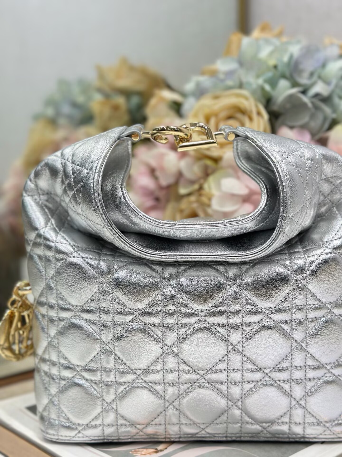 DIOR Original Leather Tote Handbag 1538 Silver DIOR Original Leather Tote Handbag 1538 Silver