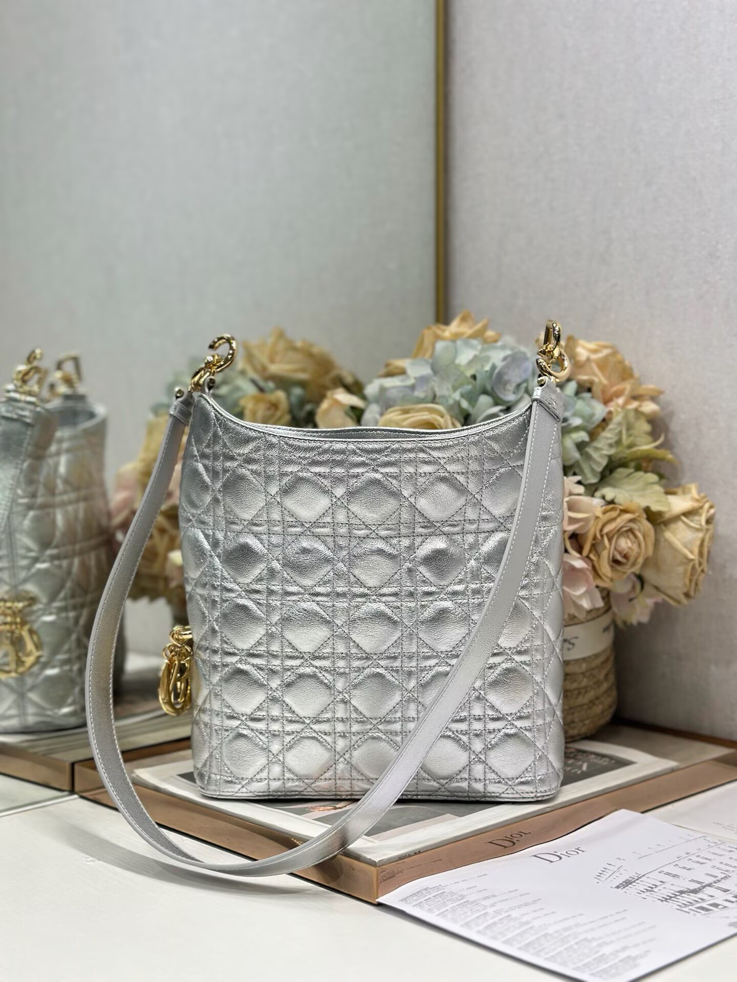 DIOR Original Leather Tote Handbag 1538 Silver DIOR Original Leather Tote Handbag 1538 Silver