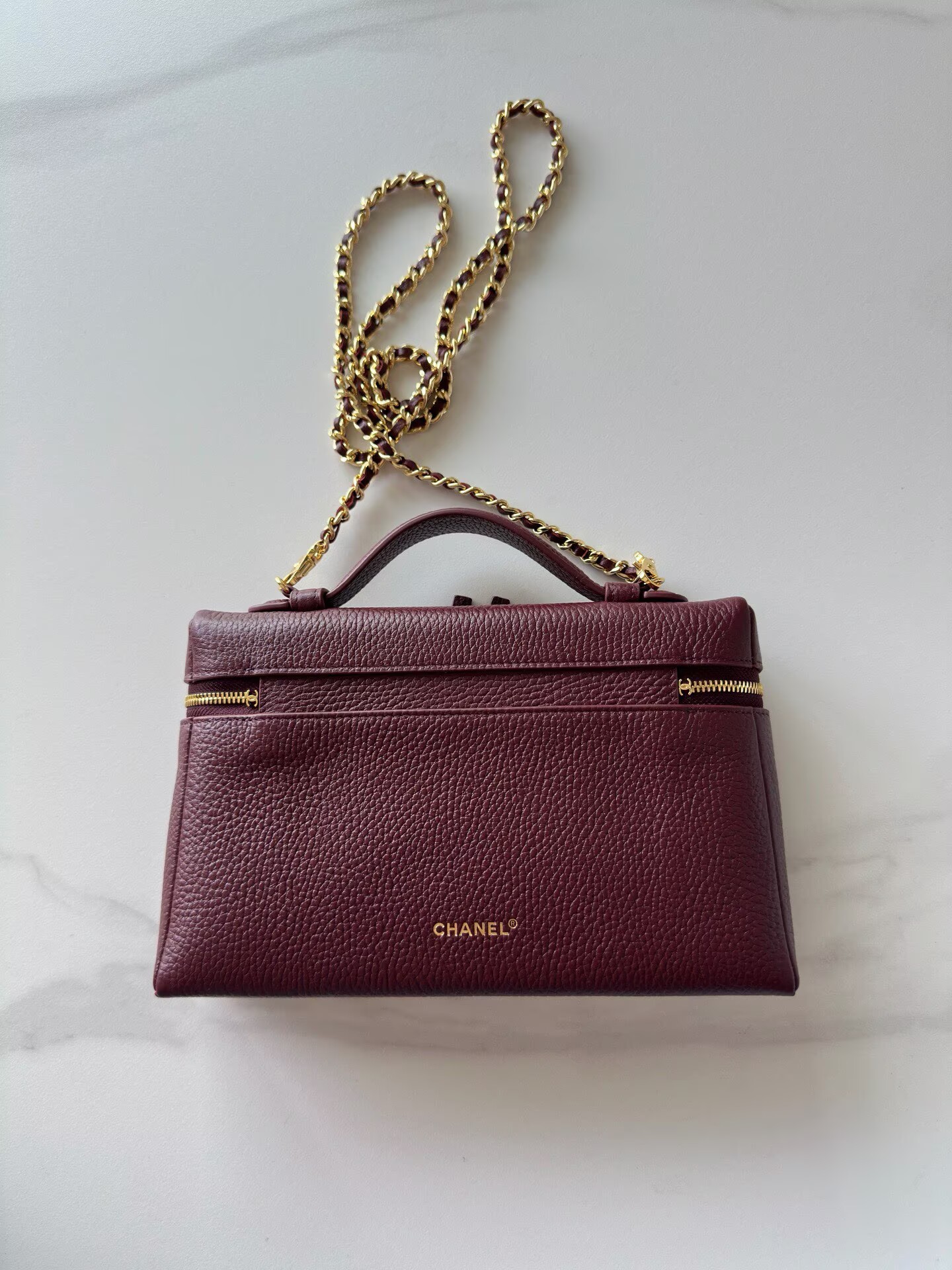 Chanel Large Vanity With Chain AP5347 Burgundy Chanel Large Vanity With Chain AP5347 Burgundy