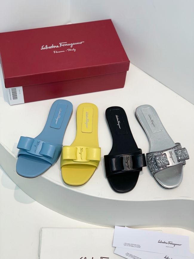 Ferragamo Slippers 64189-1