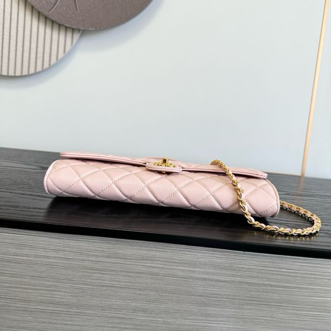 Chanel Clutch with chain AP5280 pink Chanel Clutch with chain AP5280 pink