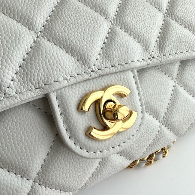 Chanel Clutch with chain AP5280 white Chanel Clutch with chain AP5280 white