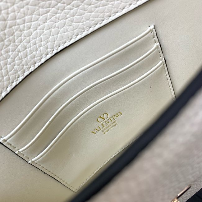 VALENTINO ROCKSTUD Small Calfskin Handbag VA088 white VALENTINO ROCKSTUD Small Calfskin Handbag VA088 white