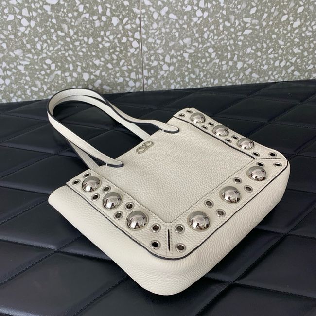VALENTINO NELLCOTE small Calfskin Handbag WB0R78 White VALENTINO NELLCOTE small Calfskin Handbag WB0R78 White