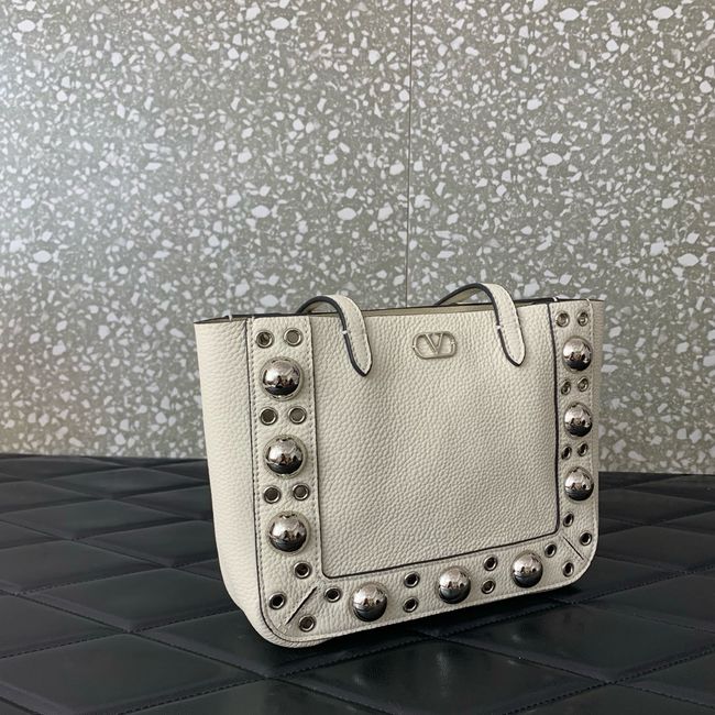VALENTINO NELLCOTE small Calfskin Handbag WB0R78 White VALENTINO NELLCOTE small Calfskin Handbag WB0R78 White