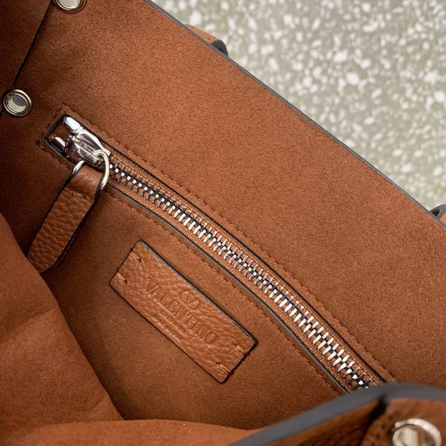 VALENTINO NELLCOTE small Calfskin Handbag WB0R78 camel VALENTINO NELLCOTE small Calfskin Handbag WB0R78 camel