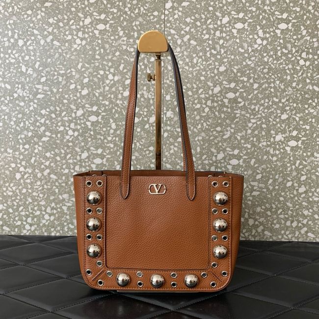 VALENTINO NELLCOTE small Calfskin Handbag WB0R78 camel