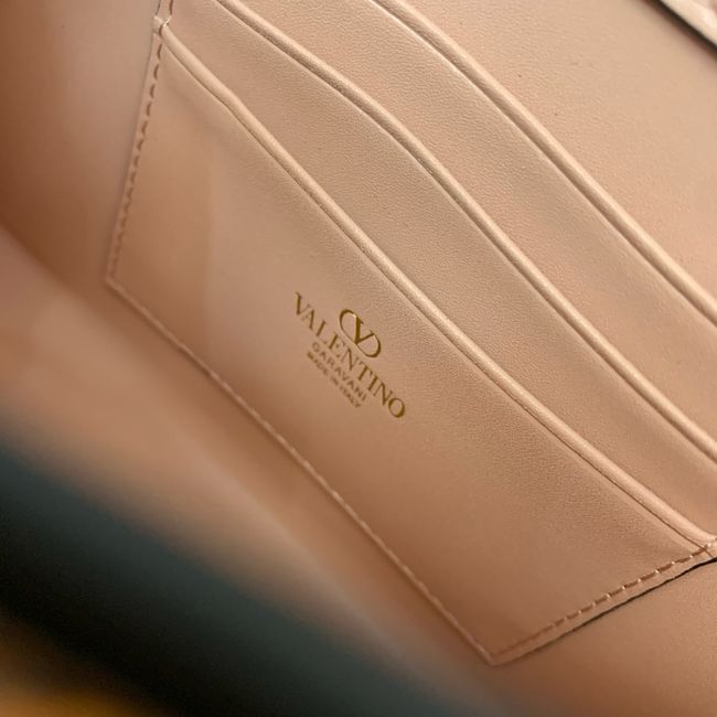VALENTINO ROCKSTUD Small Calfskin Handbag VA088 Champagne VALENTINO ROCKSTUD Small Calfskin Handbag VA088 Champagne