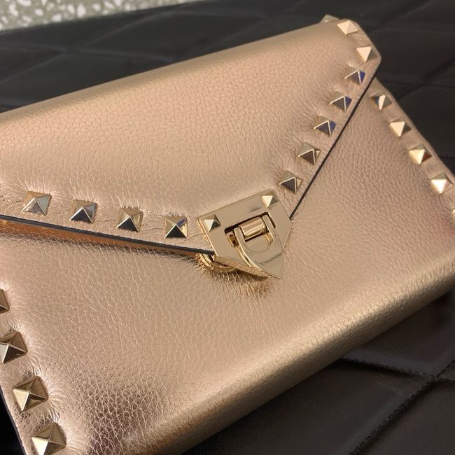 VALENTINO ROCKSTUD Small Calfskin Handbag VA088 Champagne VALENTINO ROCKSTUD Small Calfskin Handbag VA088 Champagne