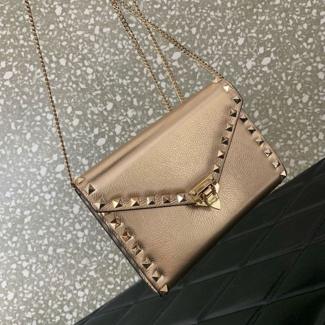 VALENTINO ROCKSTUD Small Calfskin Handbag VA088 Champagne VALENTINO ROCKSTUD Small Calfskin Handbag VA088 Champagne