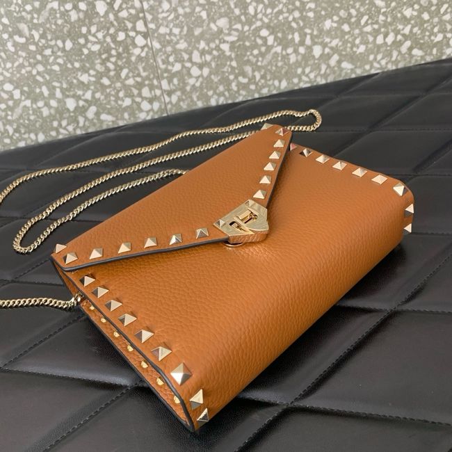 VALENTINO ROCKSTUD Small Calfskin Handbag VA088 camel VALENTINO ROCKSTUD Small Calfskin Handbag VA088 camel