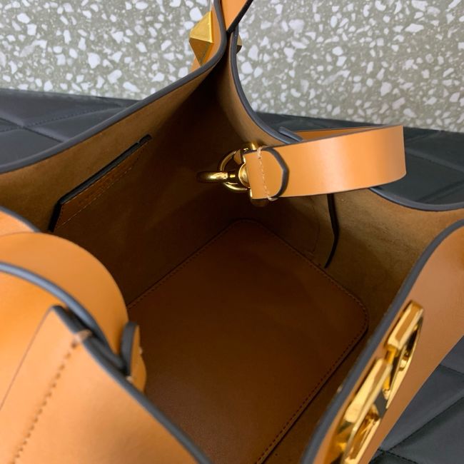 VALENTINO small Sheepskin Shoulder Bag 0112S brown