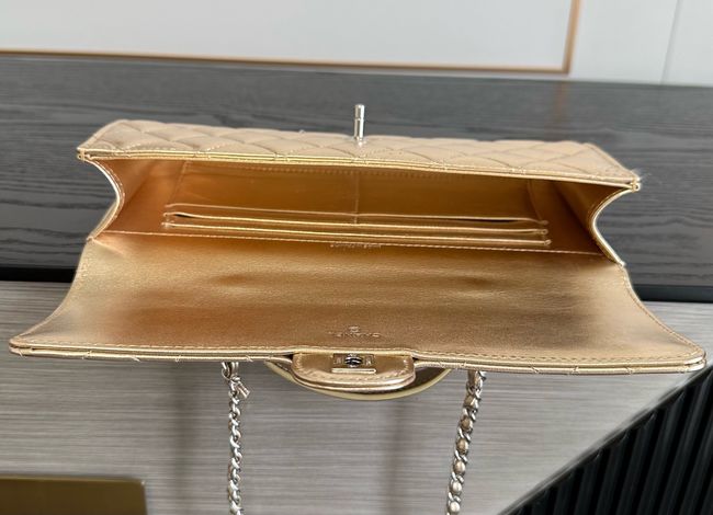 Chanel Clutch with chain Sheepskin AP5280 gold