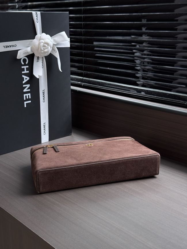 CHANEL Maxi Vanity with chain AS6473 dark brown