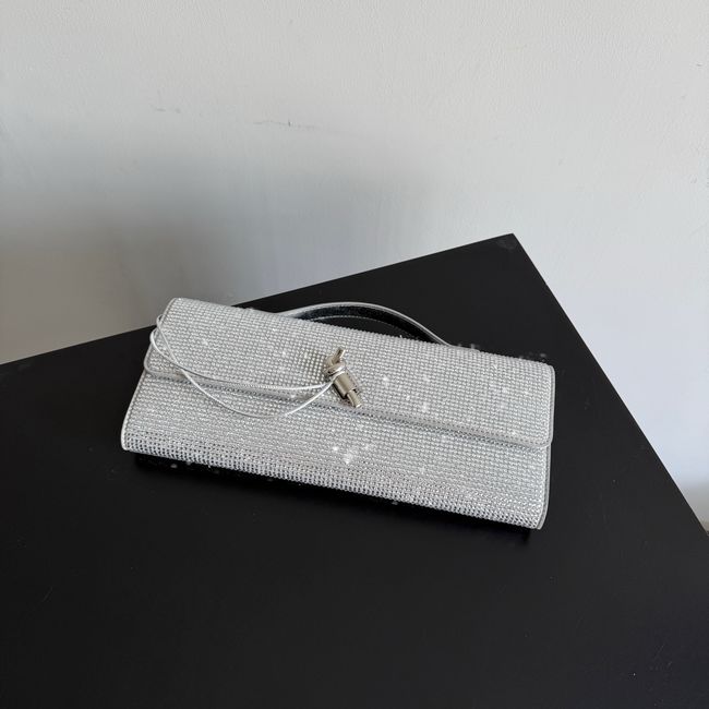 Bottega Veneta Andiamo Clutch Crystal 32190 Silver Bottega Veneta Andiamo Clutch Crystal 32190 Silver