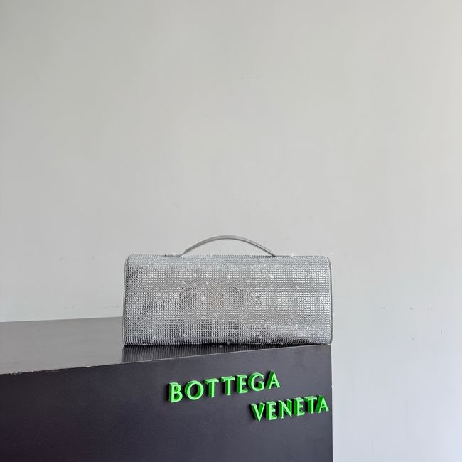 Bottega Veneta Andiamo Clutch Crystal 32190 Silver Bottega Veneta Andiamo Clutch Crystal 32190 Silver
