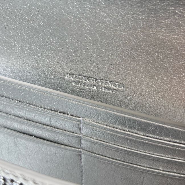 Bottega Veneta Andiamo Clutch Crystal 32190 Silver Bottega Veneta Andiamo Clutch Crystal 32190 Silver