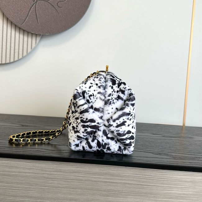 Chanel Clutch with chain AP5252 White & Black Chanel Clutch with chain AP5252 White & Black