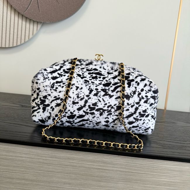 Chanel Clutch with chain AP5252 White & Black Chanel Clutch with chain AP5252 White & Black