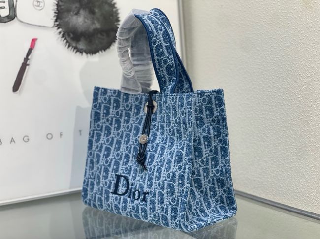 Dioriviera Small Spongy Book Tote Blue and White Spongy Dior Oblique Fabric M1460P Dioriviera Small Spongy Book Tote Blue and White Spongy Dior Oblique Fabric M1460P