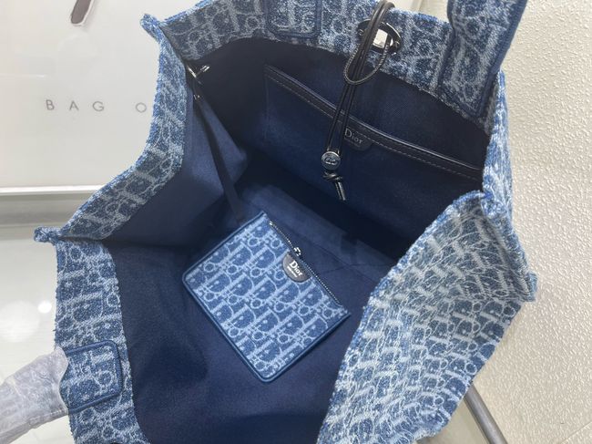 Dioriviera Medium Spongy Book Tote Blue Spongy Dior Oblique Fabric M1461PD Dioriviera Medium Spongy Book Tote Blue Spongy Dior Oblique Fabric M1461PD