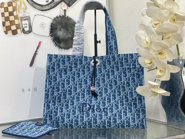 Dioriviera Medium Spongy Book Tote Blue Spongy Dior Oblique Fabric M1461PD Dioriviera Medium Spongy Book Tote Blue Spongy Dior Oblique Fabric M1461PD
