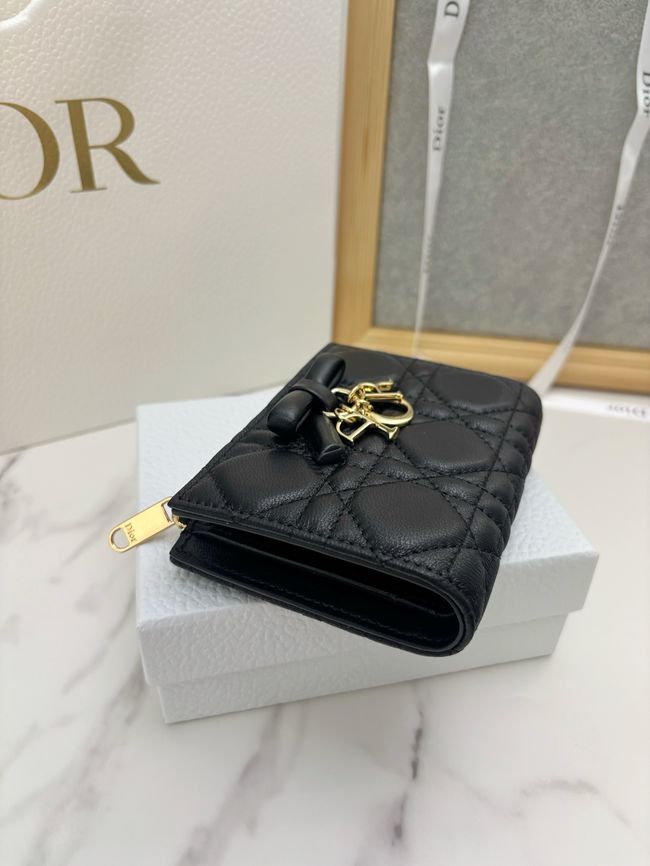 Lady Dior Dahlia Wallet Craie Cannage Lambskin S2065-6 Lady Dior Dahlia Wallet Craie Cannage Lambskin S2065-6