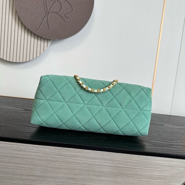 Chanel Clutch with chain AP5252 light green Chanel Clutch with chain AP5252 light green