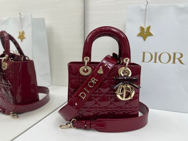 Small Lady Dior Bag with Strap Cannage patent leather M0531OU Burgundy
