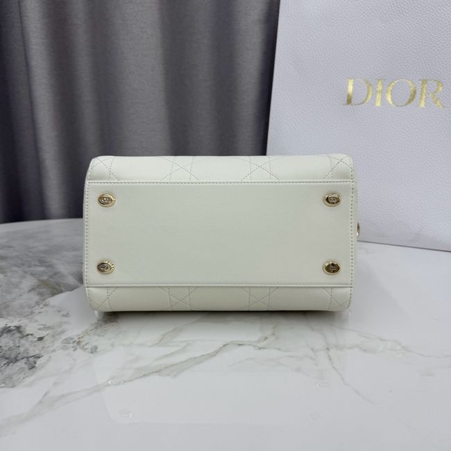 Small Dior Granville Bag Ivory Flat Macrocannage Calfskin M1441OHJ Small Dior Granville Bag Ivory Flat Macrocannage Calfskin M1441OHJ