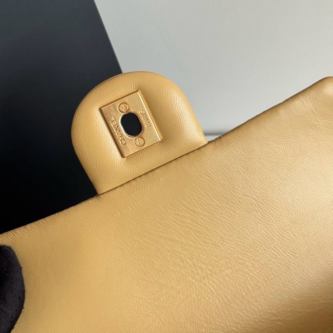 Chanel SMALL FLAP BAG sheepskin AS1787 Apricot Chanel SMALL FLAP BAG sheepskin AS1787 Apricot